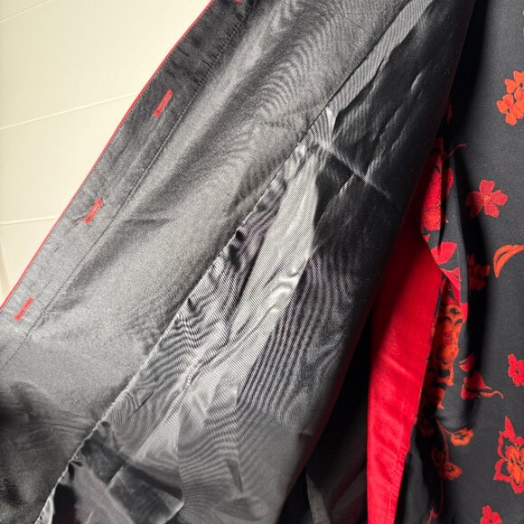 NWT Koos of Course! 2 pc Set Jacket Tank Top Large Red Black Floral 100% SILK - Picture 7 of 14